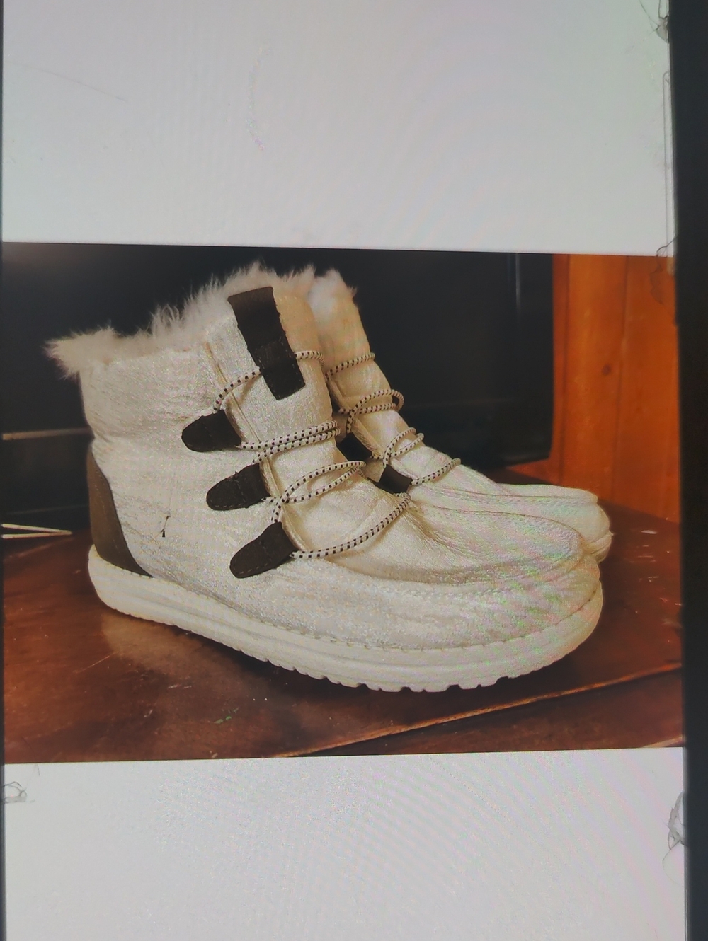 Hey Dude Fur White Lined Ankle Boot